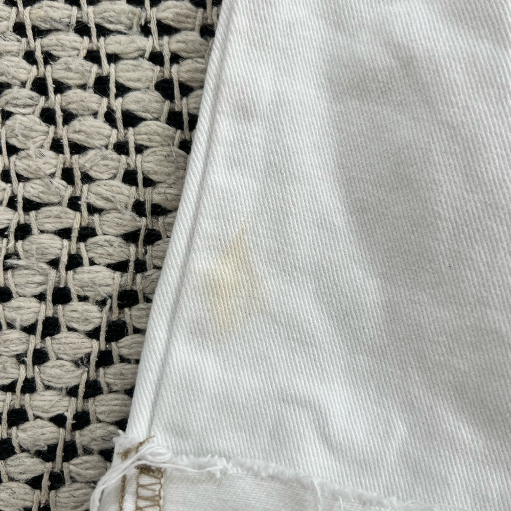 White pants size 25!! - Picture 3 of 4